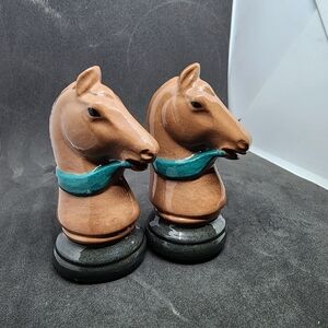 Salt And Pepper Shaker Knights 🐴